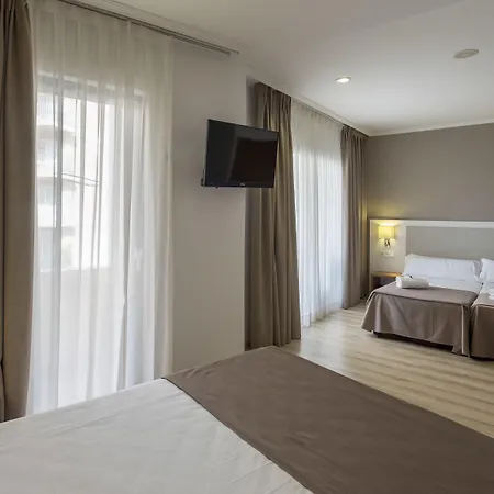 Rosamar & 4*s 4* Λορέτ Ντε Μαρ